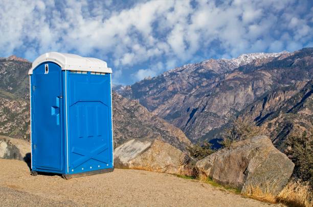 Porta potty delivery and setup in Riverbend, WA
